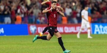 ‘Goooool’, Jasir Asani shënon sërish, “digjet” Air Albania