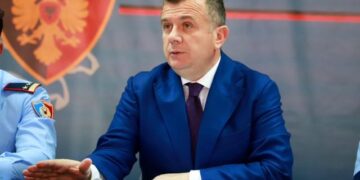 Ndeshja Shqipëri-Çeki dhe masat e sigurisë, ministri Balla: Mirënjohje për 2300 punonjësit e policisë, meritojnë përgëzime