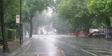 Merr fund “vera” e vjeshtës, ulen temperaturat dhe nisin shirat