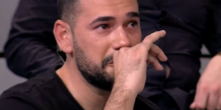 “Thonë se jam Homoseksual”, shpërthen në lot konkurrenti i PP: Asnjëherë nuk kam dyshuar te vetja