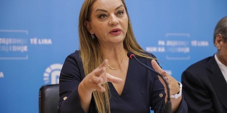 U përjashtua nga Kuvendi, Vokshi nxjer zbuluar mazhorancën : Ja nga kush u organizua plani për të bllokuar seancën