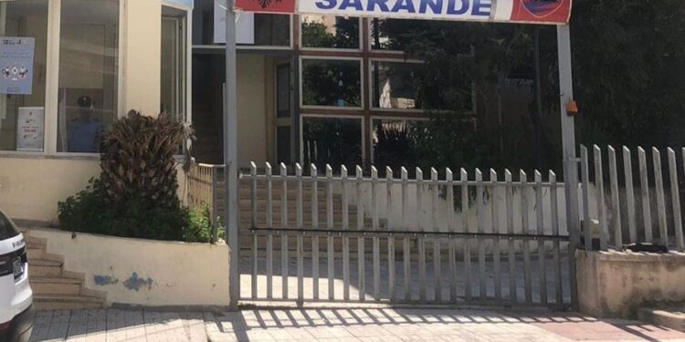 Lejoi ndërtime pa leje në Sarandë e Ksamil, arrestohet inspektori i IKMT