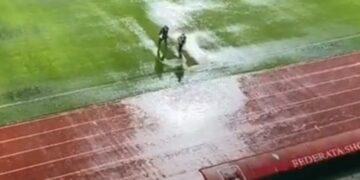 Shi dhe furtunë në Shkodër, ndërpritet ndeshja mes Shqipërisë dhe Irlandës në “Loro Boriçi”