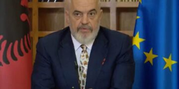 “Tetori rozë”, Rama thirrje grave dhe vajzave: Kujdesuni për vete, bëni mamografinë