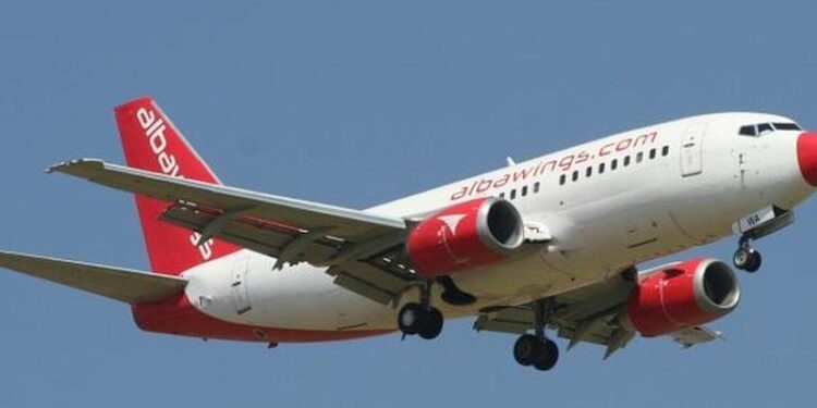 Panik në avionin e linjës Tiranë-Bolonja, piloti detyrohet të bëjë ulje emergjente
