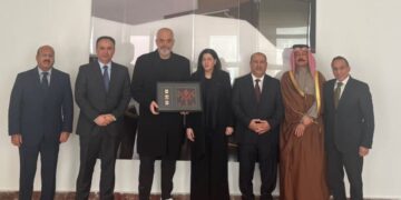 Rama takon ambasadorin e Ligës Arabe dhe të Izraelit, zbulon propozimin që ka bërë në Forumin e Paqes për t’i dhënë fund konfliktit