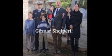 111-vjetori i Pavarësisë, Ambasada amerikane uron shqip: Gëzuar Shqipëri!