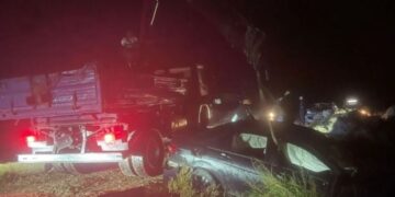 Tre të miturit u aksidentuan me “Benz” në Sarandë, ndërron jetë në spital 14-vjeçari