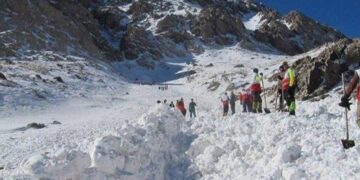 Orteku i dëborës i merr jetën 5 alpinistëve, lëndohen 4 të tjerë! E kishin nisur rrugëtimin prej 23 nëntorit