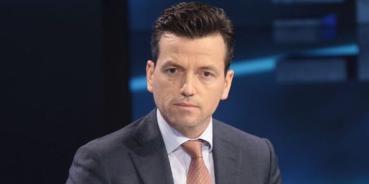 Deputeti Agron Shehaj largohet nga PD: Partia duhej të ishte rithemeluar vërtet