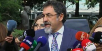 Tensionet në Kuvend, Bledi Çuçi: Nuk flitet për buxhetin me tymyese, opozita të paraqiste alternativa