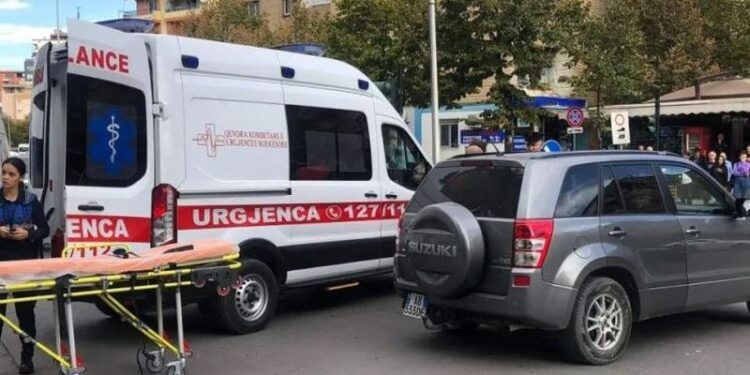 E rëndë në Vlorë, gjendet i pajetë në mes të rrugës një 76- vjeçar, ja çfarë dyshon policia