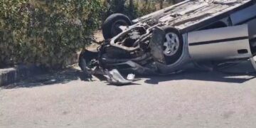 Përmbyset makina në aksin Kardhiq-Delvinë