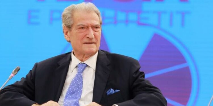 Buxheti për shëndetësinë, Berisha: Gjobë dhe ndëshkim për pacientët