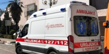 Humb jetën në lokal shoferi i ambulancës në Shkodër, dyshimet e para