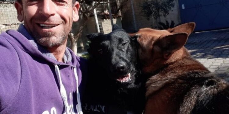 Pit Bulli masakroi 84-vjeçarin në Durrës, pronari i qenit: ‘I kërkoj falje’, nipi i të moshuarit e kishte paralajmëruar