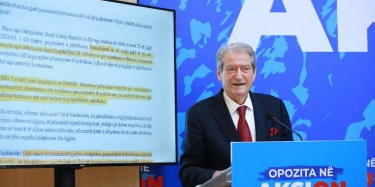 “Na kanë shpallur luftë”, Berisha paralajmëron padi për prokurorët dhe gjyqtarët: Përdorin ligjin për antiligjin për të dhunuar të drejtën