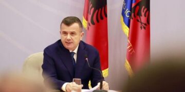 Kuvendi “ndezi dritën jeshile” për arrestimin e Berishës, reagon Taulant Balla