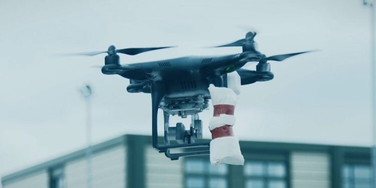 “Nuk ka fuqi të mbajë objekte të rënda”, eksperti i sigurisë del me thirrjen e fortë: Të klasifikohet si armë, në burgjet e BE nuk ke mundësi të ngresh dron deri në 15 km