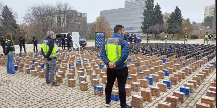 Kush është “lordi shqiptar i drogës” që porositi 11 ton kokainë? Goditet organizata kriminale në brigjet spanjolle