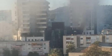 “Flakët në pallat janë shuar”, kreu i Zjarrfikëses Tiranë: S’ka rrezik për riaktivizim të vatrave