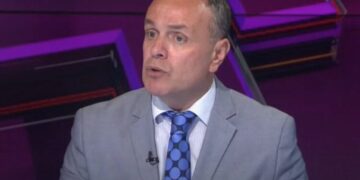 Dy plagosje natën e ndërrimit të viteve, eksperti Karamuço “shuplakë” Ballës: Plumbat qorr po kthehen në problem, premtuat se nuk do ketë fishekzjarre