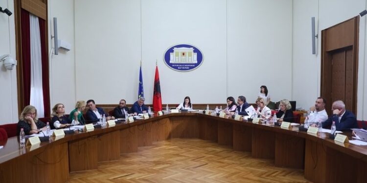 Mblidhet sot Konferenca e Kryetarëve, ja çfarë do të shqyrtohet