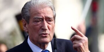 Ashpërsimi i masës së sigurisë ndaj ish-kryeministrit, avokati i Berishës tërheq vendimin e GJKKO