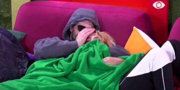 Plasin puthjet dhe përqafimet mes Meritonit dhe Ilnisës