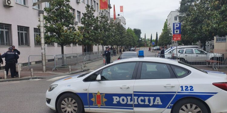 Dhunimi barabar i 3 shqiptarëve në Malin e Zi pasi i dëgjuan të flisnin shqip, dyshohet se autorët ishin serbë nga Bosnja