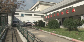 Prej muajsh ishte në reanimacion, ndërron jetë në spitalin e Durrësit i burgosuri