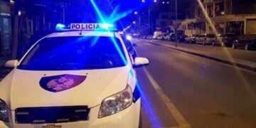 Aksidentoi për vdekje këmbësoren në lagjen “Ali Demi”, e pëson keq 22-vjeçari në Tiranë
