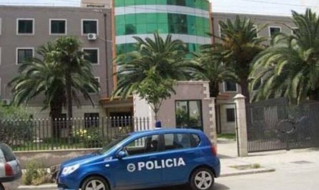Tronditet komisariati i Durrësit, nënkomisari vrau veten pasi iu komunikua shkarkimi nga detyra, reagon policia