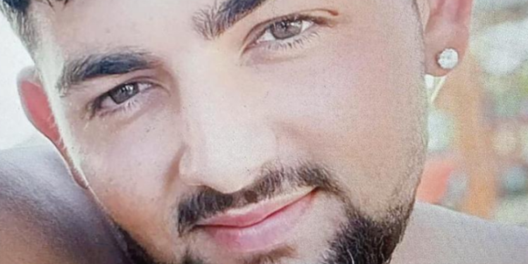 “Nuk kemi fjetur për tetë ditë”, flet me lot në sy babai i Lorenzos i cili humbi jetën tragjikisht: E kisha çuar në një festë ditëlindjeje