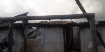 40-vjeҫari u dogj për së gjalli brenda kasolles në Kolonjë, policia jep detajet