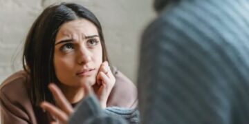 Nëna nuk pranon t’i dhurojë veshkën vajzës së saj të sëmurë, veprimi i gruas shkakton reagime në rrjet