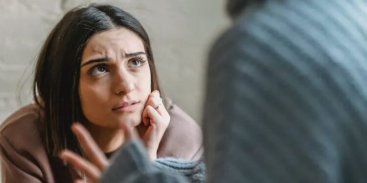 Nëna nuk pranon t’i dhurojë veshkën vajzës së saj të sëmurë, veprimi i gruas shkakton reagime në rrjet