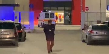 Dyshohet se u asfiksuan nga lëndët kimike, përfundojnë në spital punonjësit e kompanisë koreane në Fier