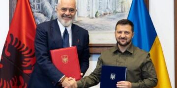 Pse po vjen Zelenski në Tiranë? Diplomati i njohur zbulon çfarë do ndodhë