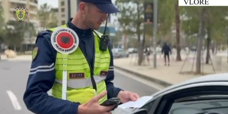 Policia me “dorë të hekurt” në Vlorë , bien në pranga 6 persona, ja akuzat që rëndojnë mbi ta
