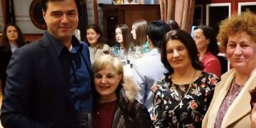 8 Marsi“Pa gra të forta, nuk ka Shqipëri të fortë!”, Lulzim Basha: Jeni burimi frymëzimi, dashurie dhe force