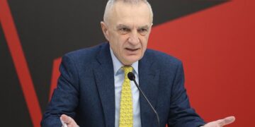 Meta: Bizneset e ndershme po falimentojnë, Rama përqendroi pasurinë në pak duar