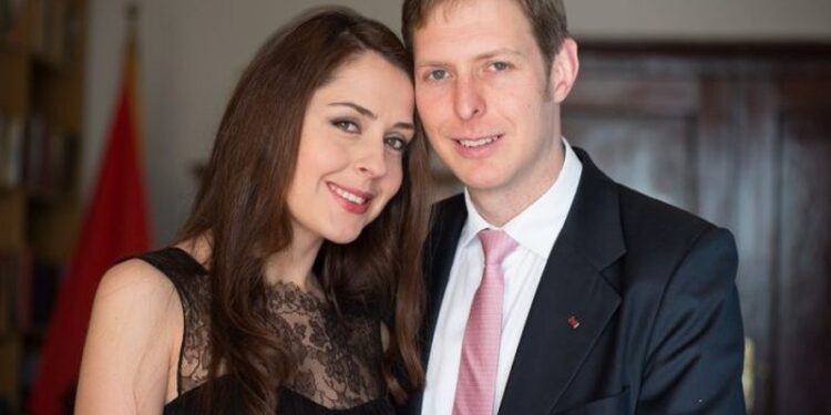 Sherri në pallatin mbretëror, sot ishte gjyqi për zgjidhjen e martesës së Princ Lekës me Elia Zaharinë, zbulohet data e seancës së radhës