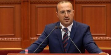 “Kujt i prishet gjiza nëse na njeh apo jo Rama si opozitë?!” Korreshi: Ra republika kryeministrore, u respektua Kushtetuta