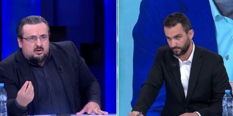 “Ule gishtin, qenke i habitshëm”, plas sherri në studio mes Telitit dhe Lapajt: E dogjët reformën, do t’u ndëshkojë populli