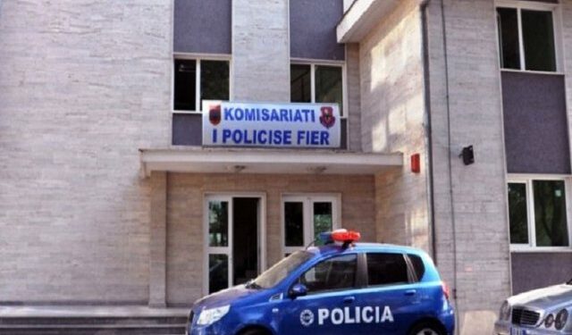S’iu bindur urdhrit të policisë për ta kontrolluar, gjobitet 28-vjeçari në Fier