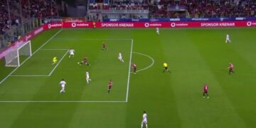 Ndëshkohet Shqipëria, Kili shënon golin e avantazhit