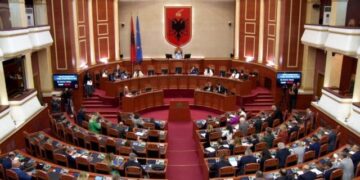 Kërkesa për anulimin e votimit në Kuvend, mblidhet nesër Sekretariati i Etikës