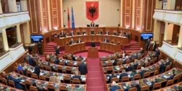 Shtatë deputetë socialist letër kryetares së Kuvendit, zbardhet kërkesa