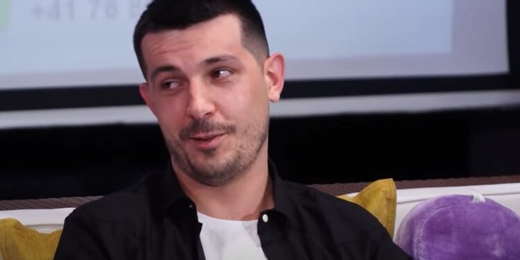 I kanë prishur raportet me Bardhin? Rrëfehet menaxheri